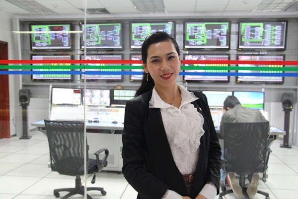 英碩包裝總經(jīng)理.jpg 英碩包裝總經(jīng)理.jpg